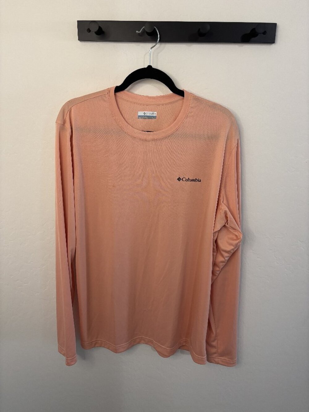 Columbia Sportswear Peach Long Sleeve Crewneck Performance Top | Size L
